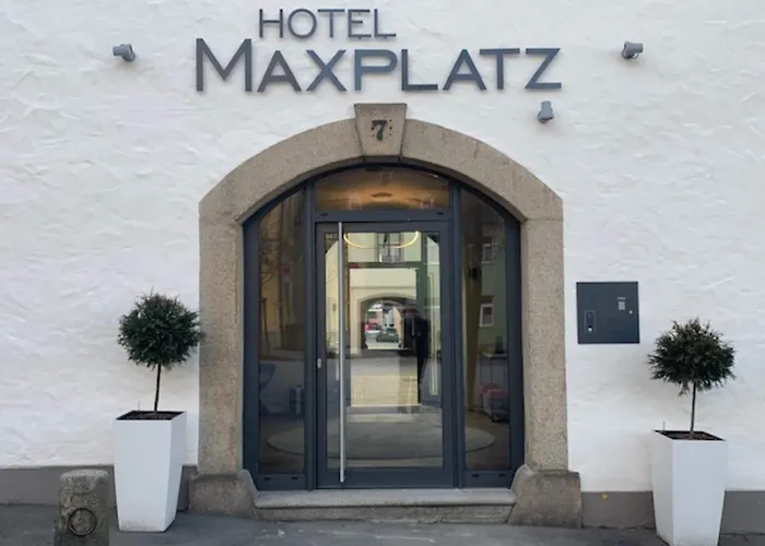 Maxplatz Hotel Hof (Bavaria)