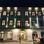 Otel Maxplatz 3*