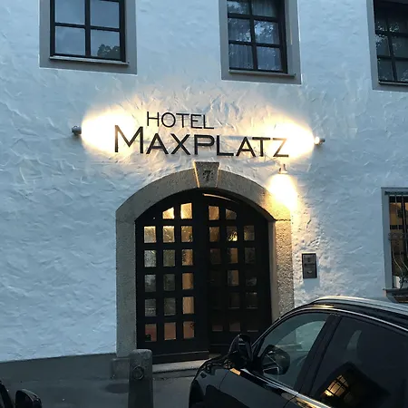 Maxplatz Отель
