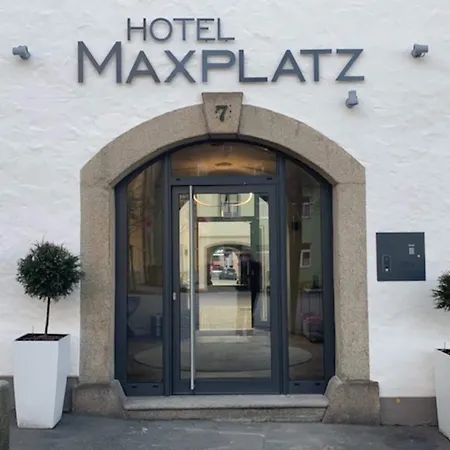 Maxplatz Отель Хоф